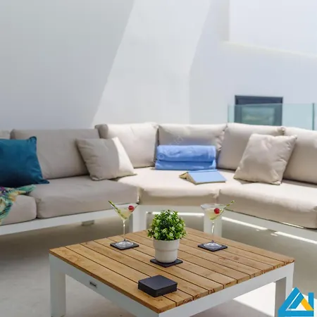 236 - Casa Yasmine By Now Ltd Villa Playa Blanca (Lanzarote)