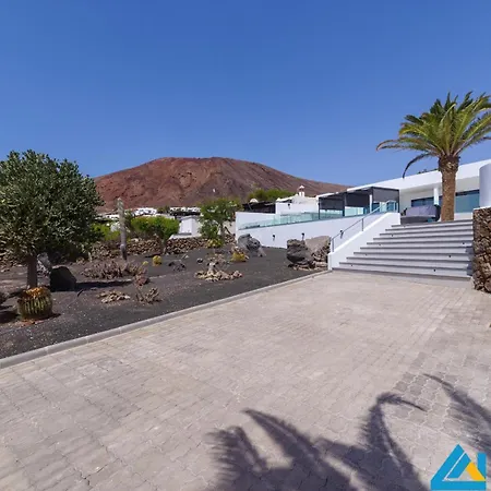 236 - Casa Yasmine By Now Ltd * Playa Blanca (Lanzarote)