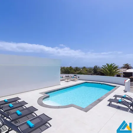 236 - Casa Yasmine By Now Ltd Villa Playa Blanca (Lanzarote)